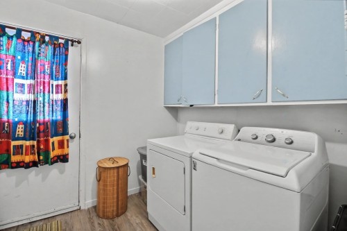 Salle de lavage - 334 Av. Dufault, Rouyn-Noranda, QC - Indoor Photo Showing Laundry Room