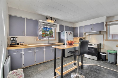 Cuisine - 334 Av. Dufault, Rouyn-Noranda, QC - Indoor Photo Showing Kitchen