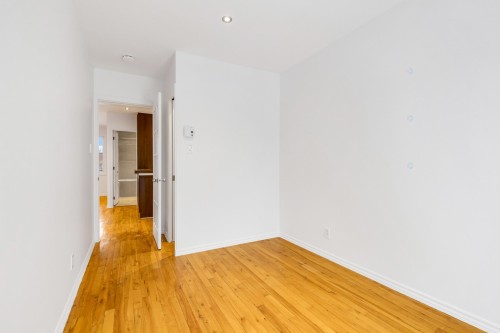 Master Bedroom - 3-6585 Rue Garnier, Montréal (Rosemont/La Petite-Patrie), QC - Indoor Photo Showing Other Room