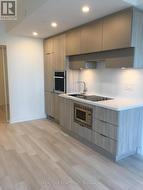 4002 - 39 ROEHAMPTON AVENUE  Toronto, ON M4P 0G1