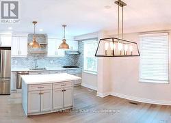 1896 JOHN STREET  Markham, ON L3T 1Z1