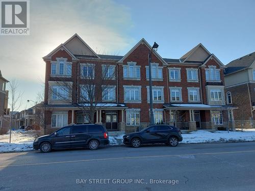 3038 GEORGE SAVAGE AVENUE  Oakville, ON L6M 0Z1