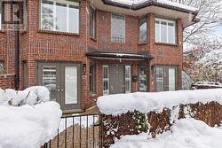 9 - 152 ALBERT STREET  London East (East F), ON N6A 1M1