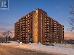 305 - 2951 RIVERSIDE DRIVE  Ottawa, ON K1V 8W6