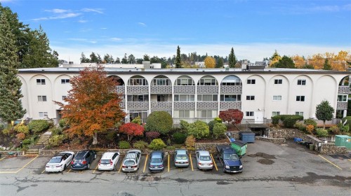 206-2050 White Birch Rd, Sidney, BC - Outdoor