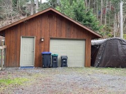 3275 South Rd  Gabriola Island, BC V0R 1X7