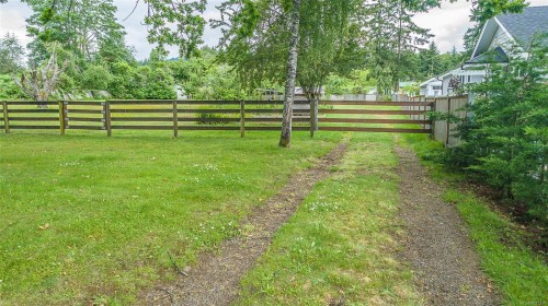 7261 Lantzville Rd, Lantzville, BC 