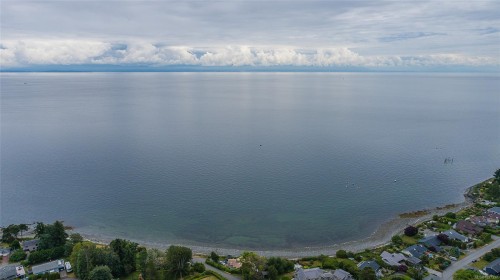 7261 Lantzville Rd, Lantzville, BC 