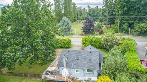 7261 Lantzville Rd, Lantzville, BC 
