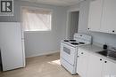321 Bottomley Avenue N, Saskatoon, SK  - Indoor Photo Showing Kitchen 