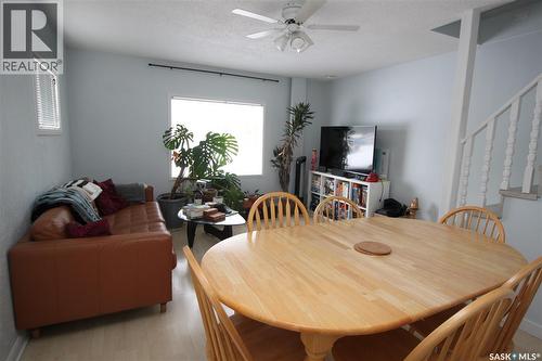 321 Bottomley Avenue N, Saskatoon, SK - Indoor Photo Showing Dining Room