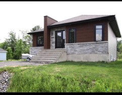 621 Rue Andrassy  Mascouche, QC J7K 3C2