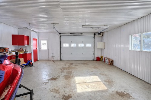 Garage - 1269 2E Rang N., Saint-Édouard-De-Fabre, QC - Indoor Photo Showing Garage