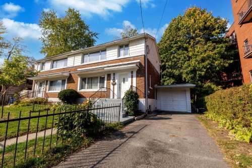 6675 Rue de Terrebonne  Montréal (Côte-Des-Neiges/Notre-Dame-De-Grâce), QC H4B 1B7