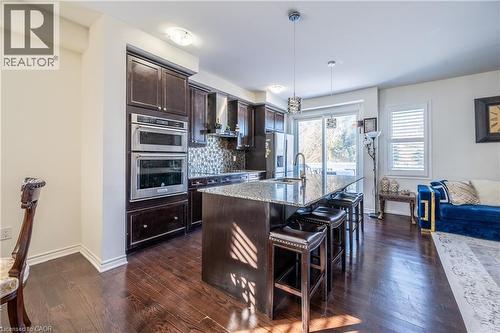 340 Shady Glen Crescent, Kitchener, ON - Indoor Photo Showing Kitchen