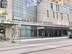 3513 - 210 VICTORIA STREET Toronto, ON M5B 2R3