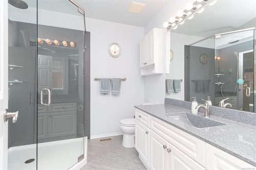 43 Eagle Lane, View Royal, BC 