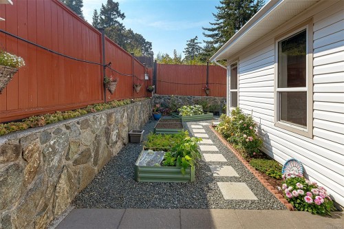 43 Eagle Lane, View Royal, BC 