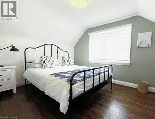 710 Hager Avenue, Burlington, ON - Indoor Photo Showing Bedroom