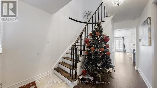 81 Stirling Crescent, Markham, ON - Indoor Photo Showing Other Room
