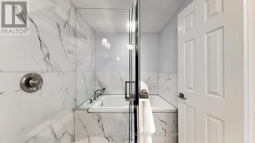 81 Stirling Crescent, Markham, ON - Indoor Photo Showing Other Room