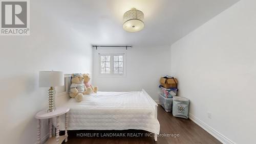 81 Stirling Crescent, Markham, ON - Indoor Photo Showing Bedroom