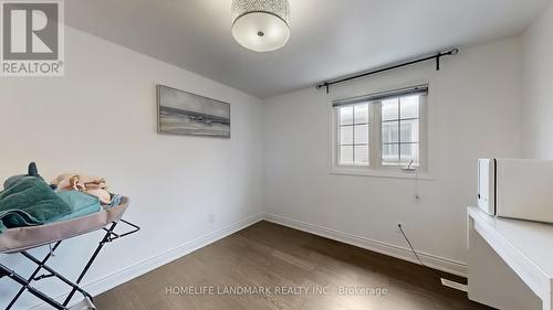 81 Stirling Crescent, Markham, ON - Indoor Photo Showing Other Room