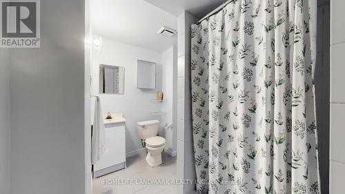 81 Stirling Crescent, Markham, ON - Indoor Photo Showing Bathroom