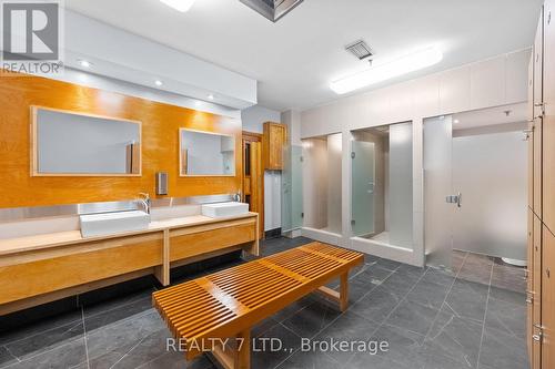 303 - 175 Cedar Avenue, Richmond Hill, ON - Indoor Photo Showing Other Room