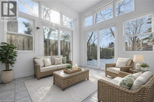 virtual stgaed sun room with wall color change - 40 West 3Rd Street, Hamilton, ON - Indoor