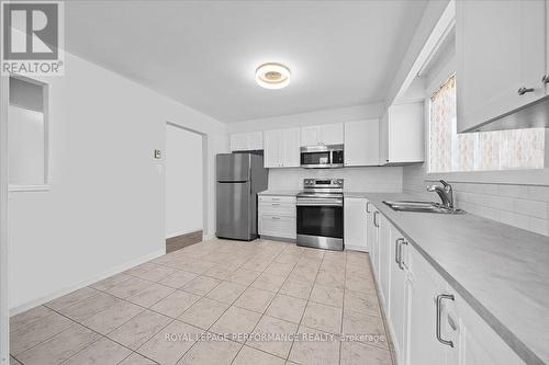 Apt 2 - virtually edited - eat-in kitchen - 1702 Russell Road, Ottawa, ON - Indoor Photo Showing Kitchen