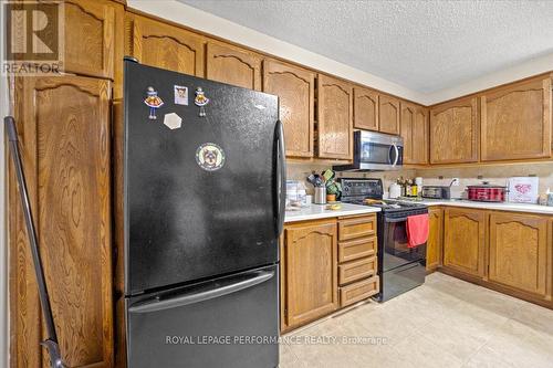 1702 Russell Road, Ottawa, ON - Indoor Photo Showing Kitchen