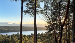 1095 Coats Dr  Gabriola Island, BC V0R 1X4