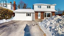146 OLD COLONY ROAD  Ottawa, ON K2L 1M4