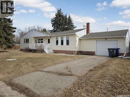 403 Thomson STREET  Outlook, SK S0L 2N0