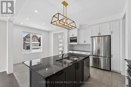 3140 Willowridge Path, Pickering, ON - Indoor Photo Showing Kitchen With Stainless Steel Kitchen With Double Sink With Upgraded Kitchen