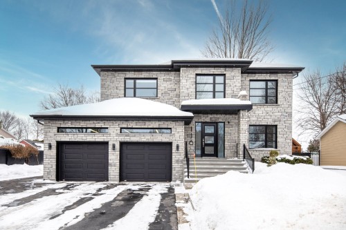 116 Rue Gérard-Brunet  Saint-Jean-Sur-Richelieu, QC J2W 2B1