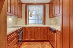 Kitchen - 