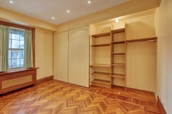 Bedroom - 