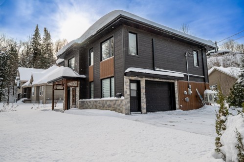 Garage - 180 Av. Nantel, Sainte-Agathe-Des-Monts, QC - Outdoor