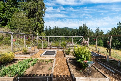 3031 Phillips Rd, Sooke, BC 