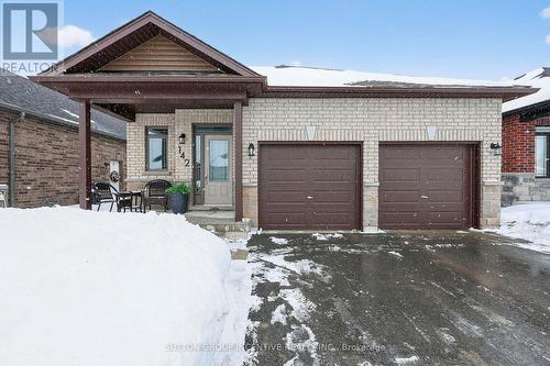 142 RITCHIE CRESCENT  Springwater, ON L0L 1P0