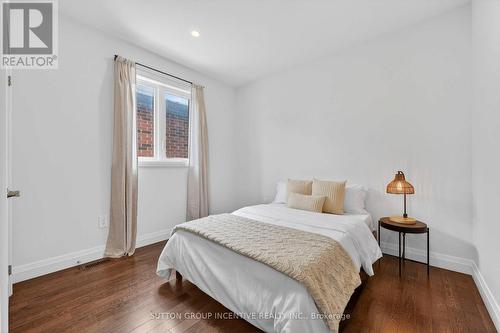 142 Ritchie Crescent, Springwater, ON - Indoor Photo Showing Bedroom