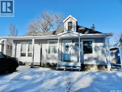 936 Vaughan STREET  Moose Jaw, SK S6H 5N8