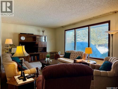 1107 Centennial Way, Humboldt, SK - Indoor Photo Showing Living Room