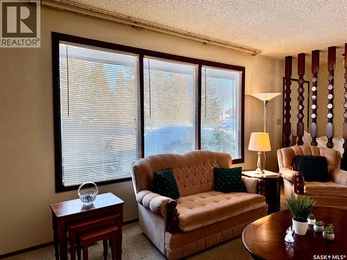 1107 Centennial Way, Humboldt, SK - Indoor Photo Showing Living Room