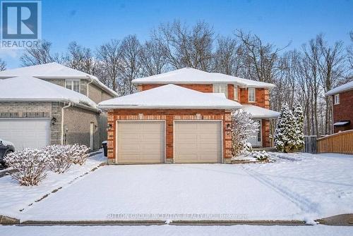 36 NICKLAUS DRIVE  Barrie, ON L4M 6W5