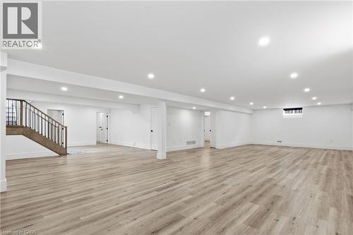 817 King Road, Burlington, ON - Indoor Photo Showing Other Room