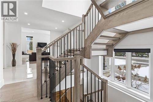 817 King Road, Burlington, ON - Indoor Photo Showing Other Room