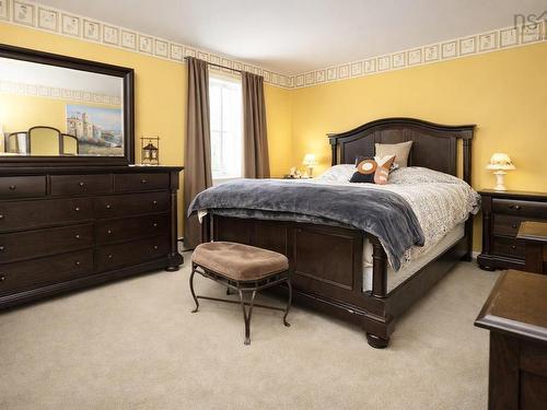 1 Oakridge Drive, Brookside, NS 